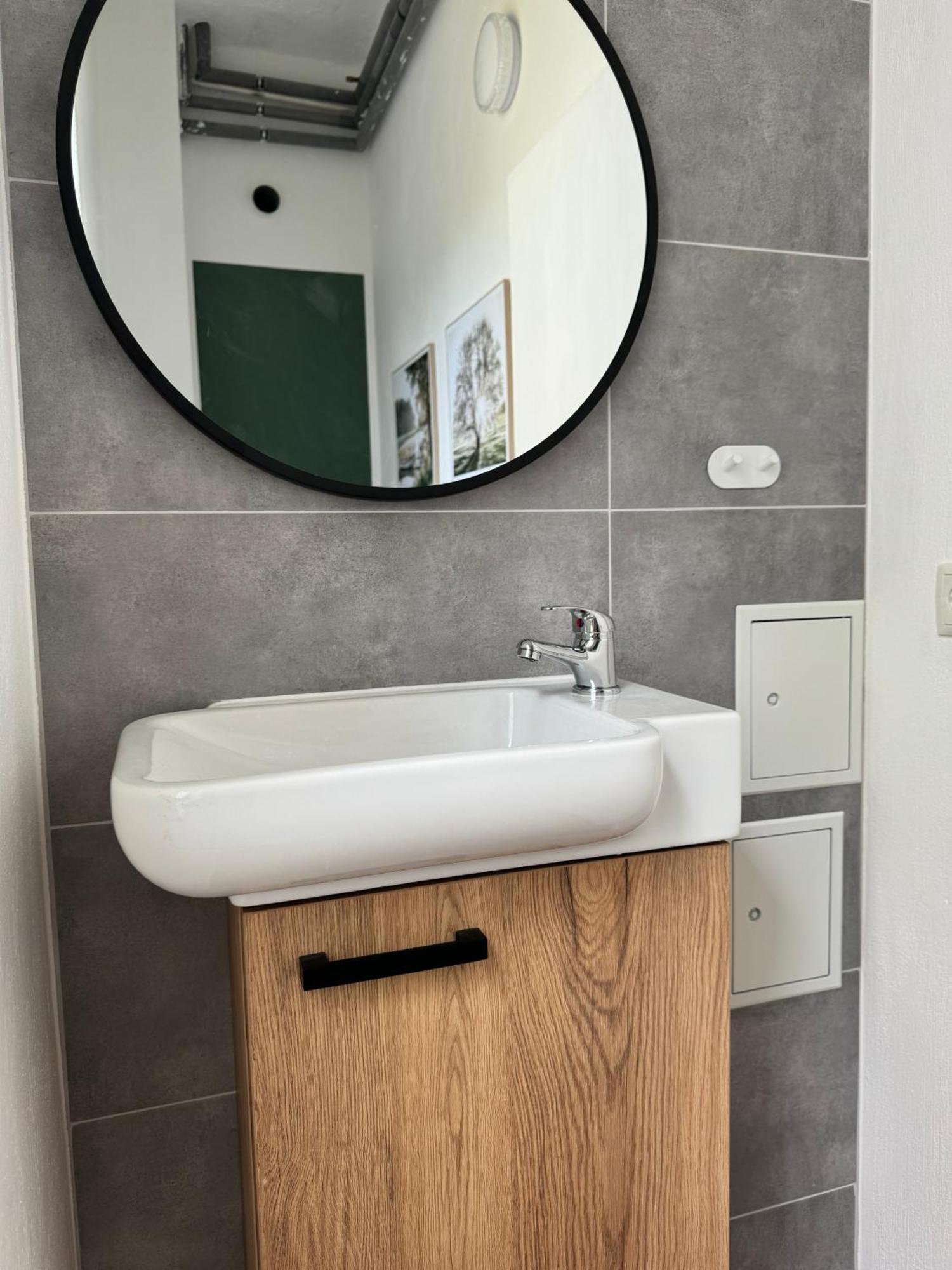 Appartement "Ilse" An Der Goitzsche Inklusive Parkplatz Bitterfeld-Wolfen Kültér fotó